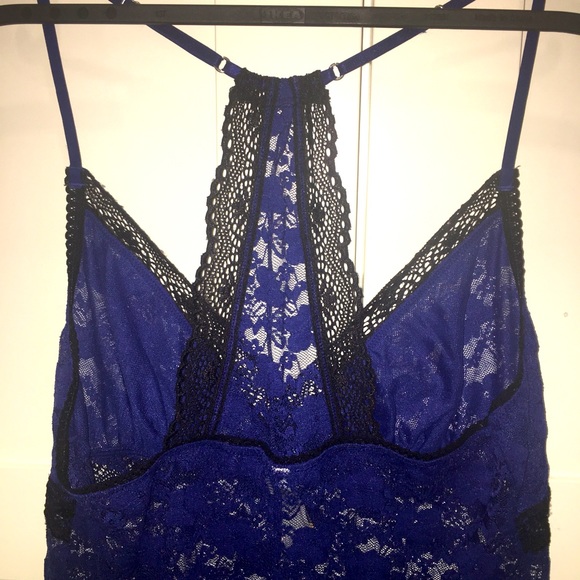 “In Bloom” negligee - Picture 4 of 7